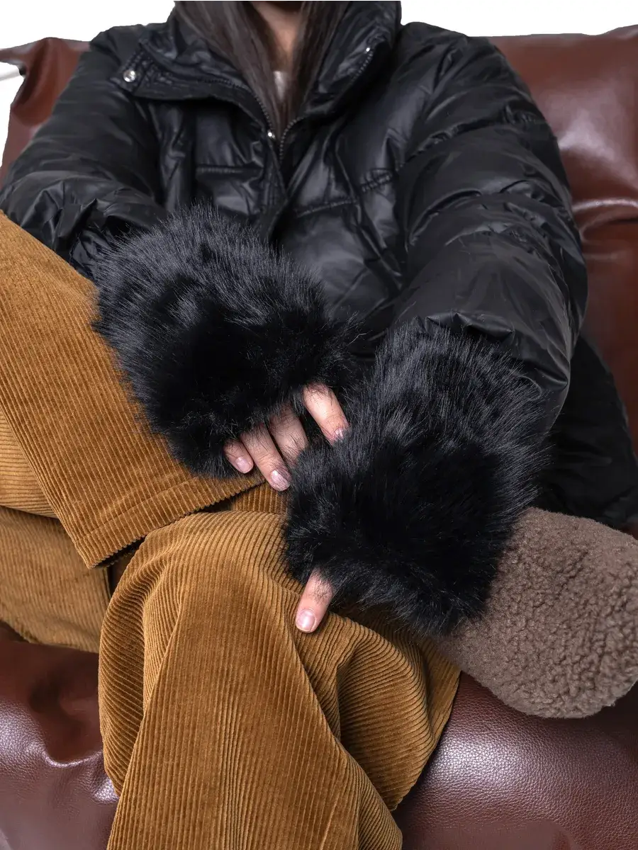 Mitaine Fausse Fourrure Noir / Taille Universelle